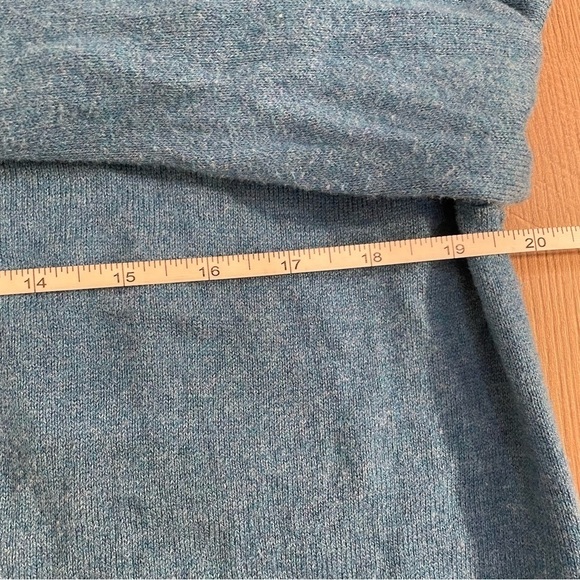 Men's Cotton/Cashmere Sweater, V-Neck men medium regular - Picture 6 of 8